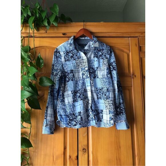 Tommy Hilfiger Women's Cotton Patchwork-Print Roll-Tab Shirt Size M - Picture 2 of 13